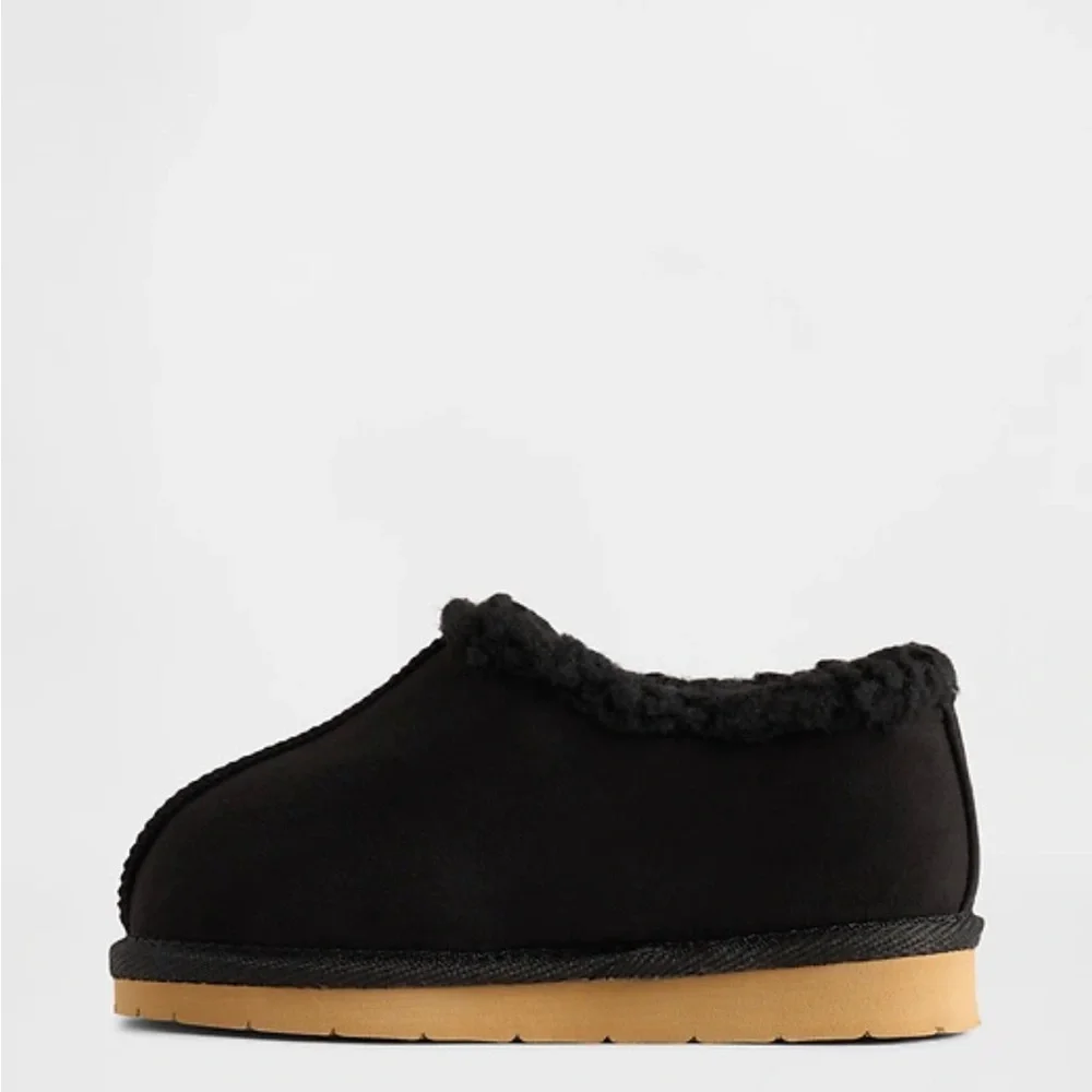 GAP Black Faux-Suede Fleece-Lined Kids Slippers with Tan Sole